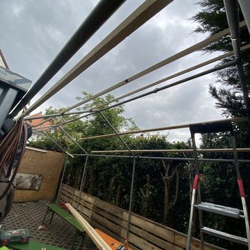 Neues Dach für den Pavillon
