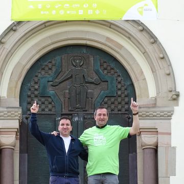 Geschafft, auch unsere Banner hängen