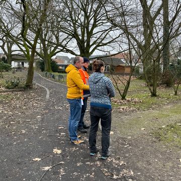 Abstimmung unserer Projektidee Nr. 1 mit der Friedhofsverwaltung und dem Denkmalschutz