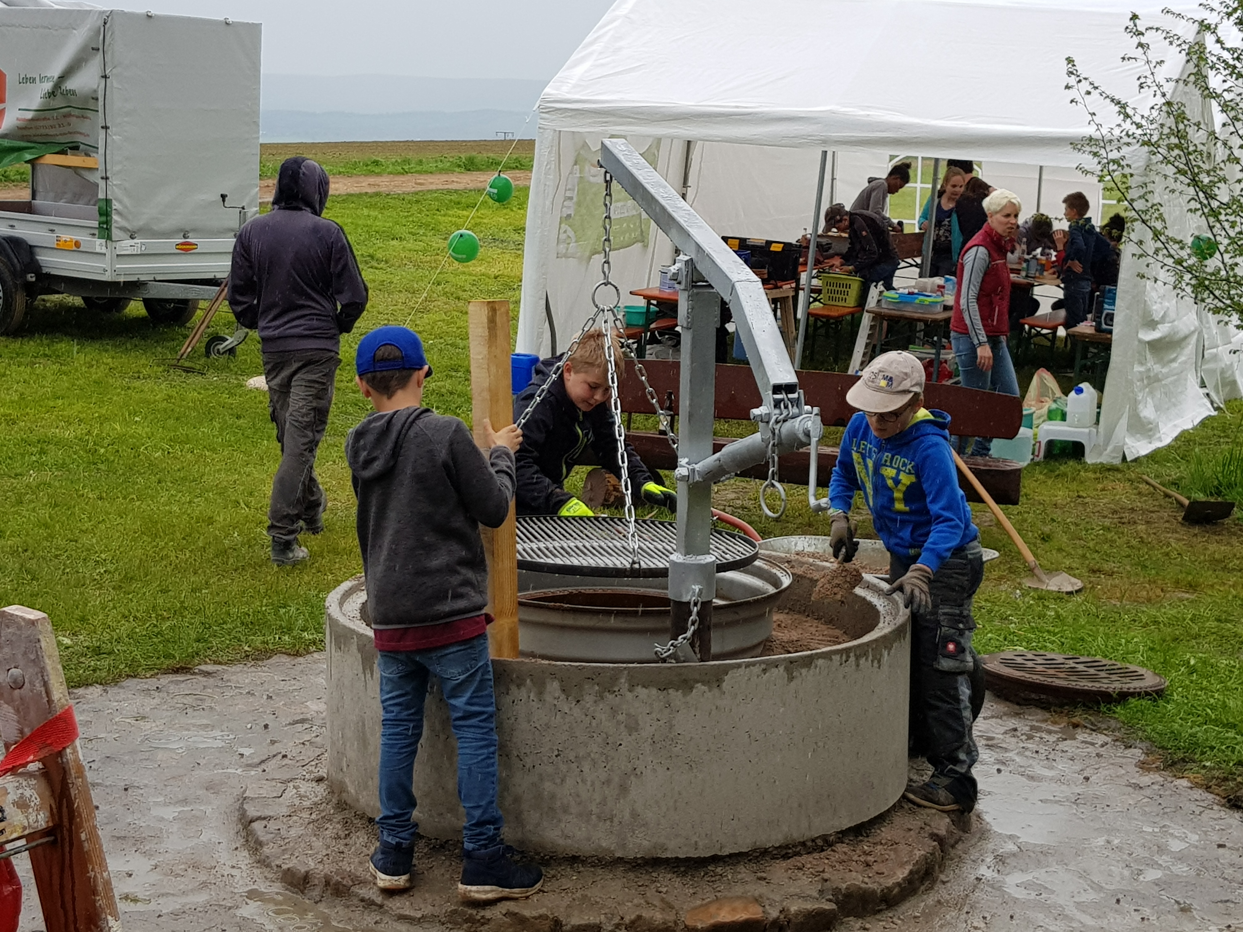 #72h und #72hbehlaGrill bauen#72h #72hebfr#72Behla