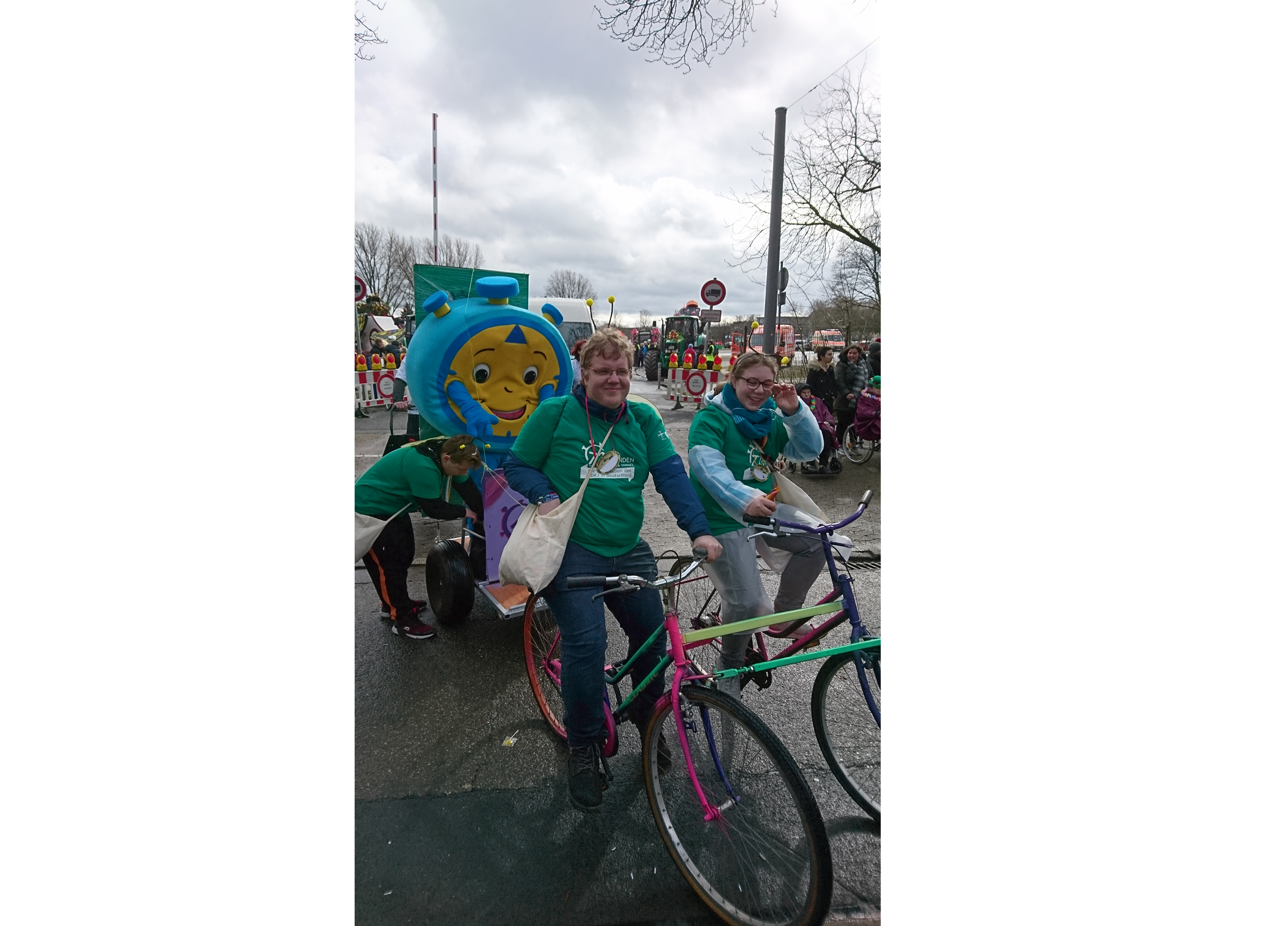 Die 72h Aktion auf dem Krefelder Rosenmontagszug