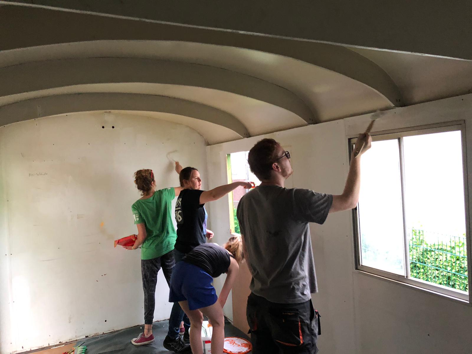 Drinnen wird weiter gearbeitet